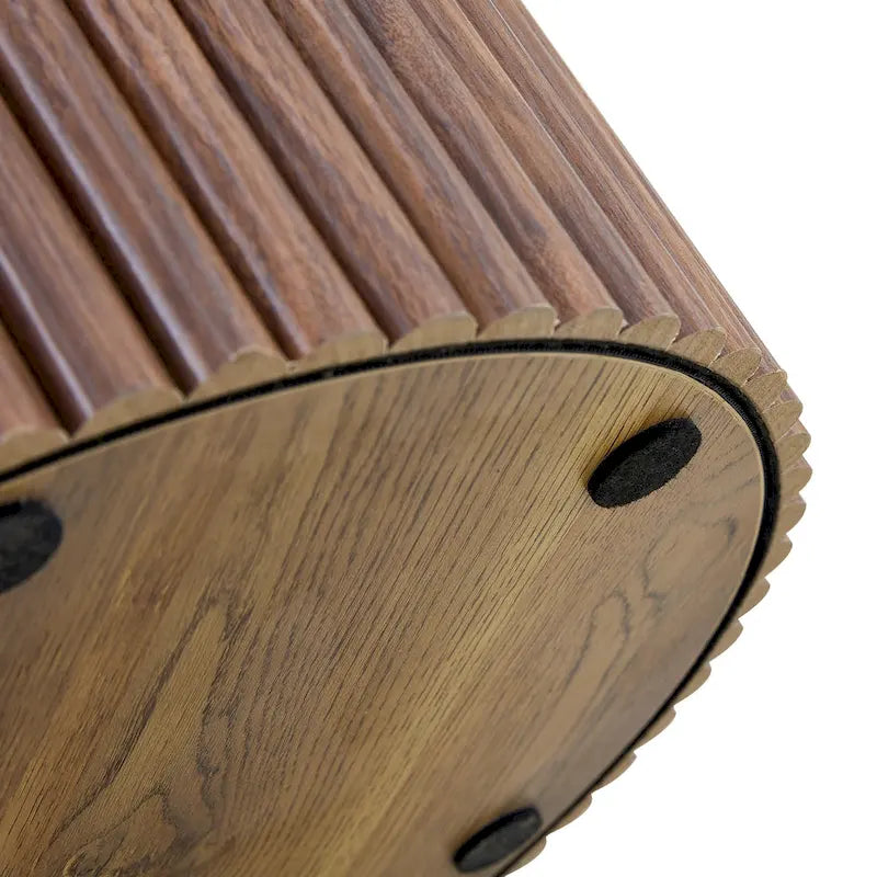 Table basse ronde en noyer avec pieds cylindriques sculptés et rangement dissimulé, style moderne, 1 personne