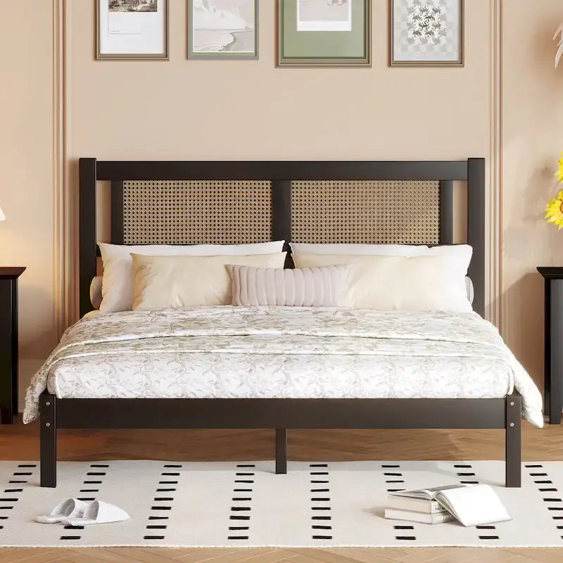 Lit plateforme en rotin naturel noir/blanc avec lattes en bois, style bohème, grand lit/très grand lit, 2 personnes