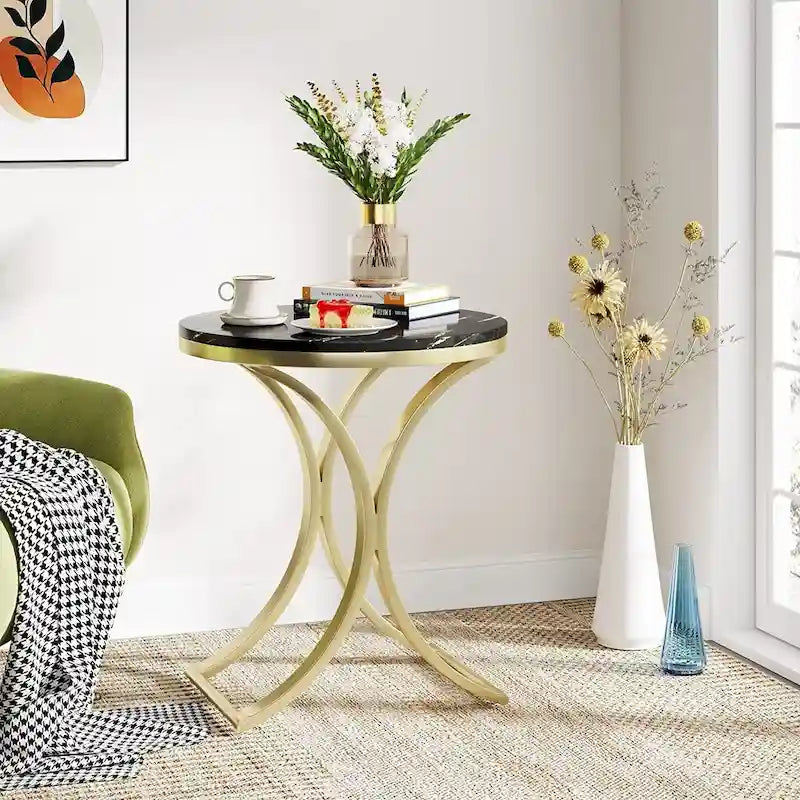 Table d'appoint ronde avec plateau en faux marbre blanc/noir/marron et piètement en métal doré, style moderne, pour 1 personne