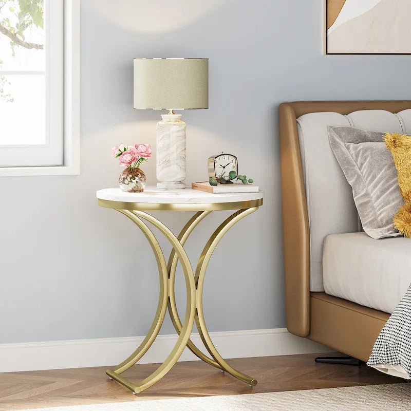 Table d'appoint ronde avec plateau en faux marbre blanc/noir/marron et piètement en métal doré, style moderne, pour 1 personne