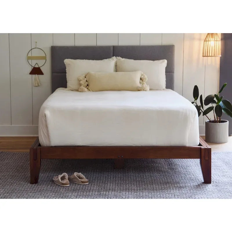 Lit bas plateforme en bois massif style Mid-Century avec assemblages japonais et lattes en bois, King, 2 personnes, Blanc / Noir / Marron