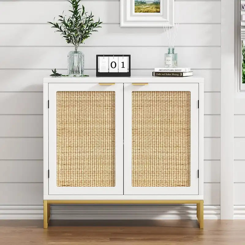 Buffet de ferme blanc avec portes en rotin naturel, base en métal doré et 2 compartiments de rangement, 80 cm