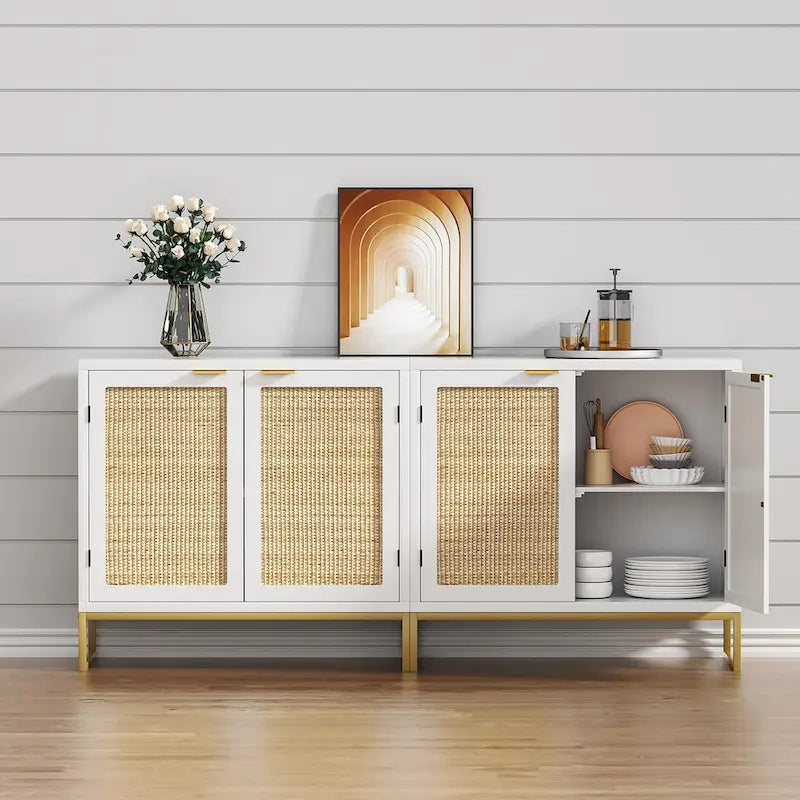 Buffet de ferme blanc avec portes en rotin naturel, base en métal doré et 2 compartiments de rangement, 80 cm