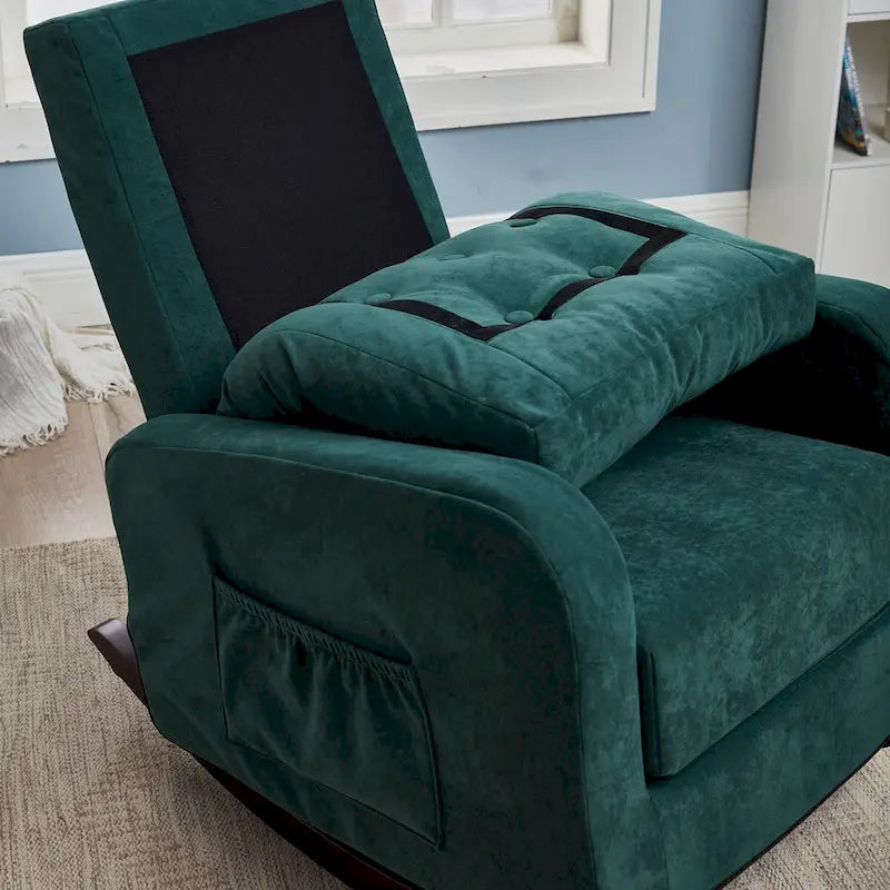 Fauteuil d'appoint ancien vert à dossier haut en tissu avec accoudoirs incurvés, pieds en bois massif et poches latérales, 1 place